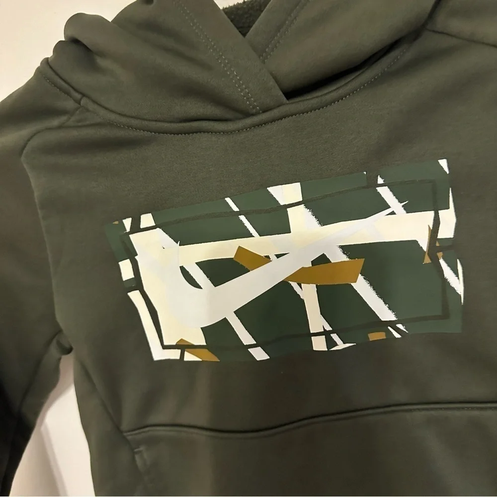 Nike Play Cut Dri-FIT Therma Hoodie boys small 4-5 year old